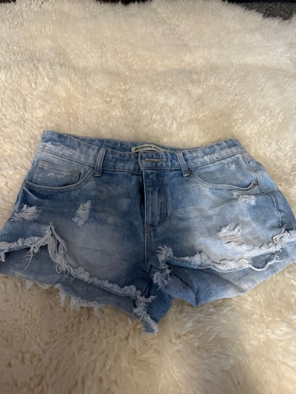 Stardıvarius Distressed Light Blue Denim Women's Shorts 0